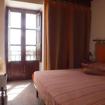 Casa Velainvento チェファル