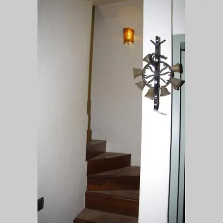 Casa Velainvento * チェファル